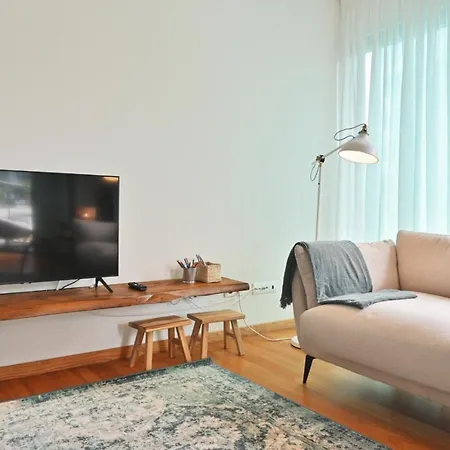 דירה Casa Da Julia E Alice, A In Madeira פונשל