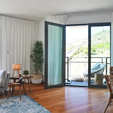 Casa Da Julia E Alice, A In Madeira דירה